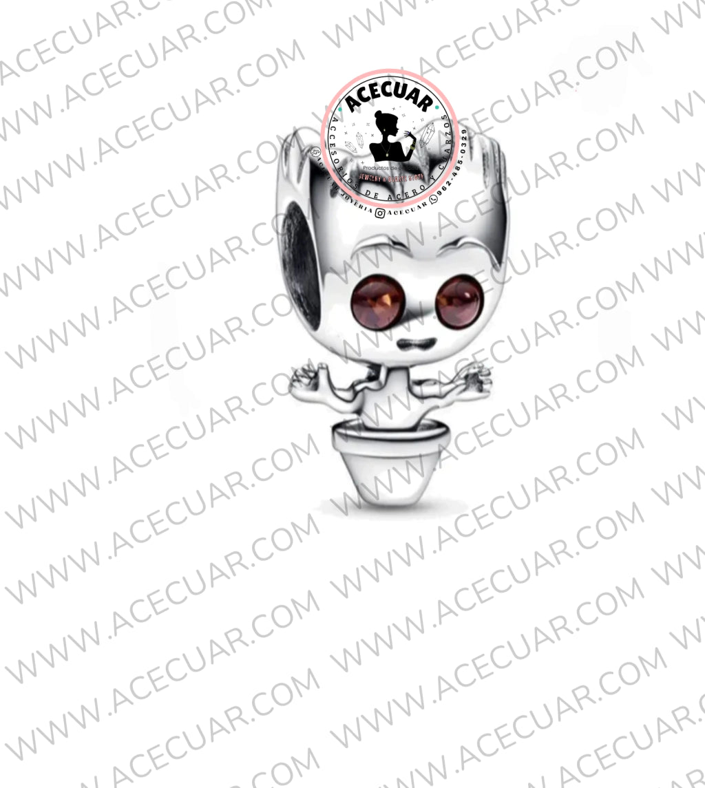 Groot charm