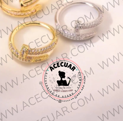 Clavo anillo