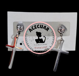 Arete de cruz con diamantito Q
